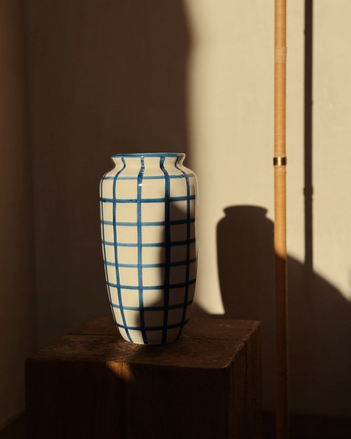 ANFORA VASE BLUE