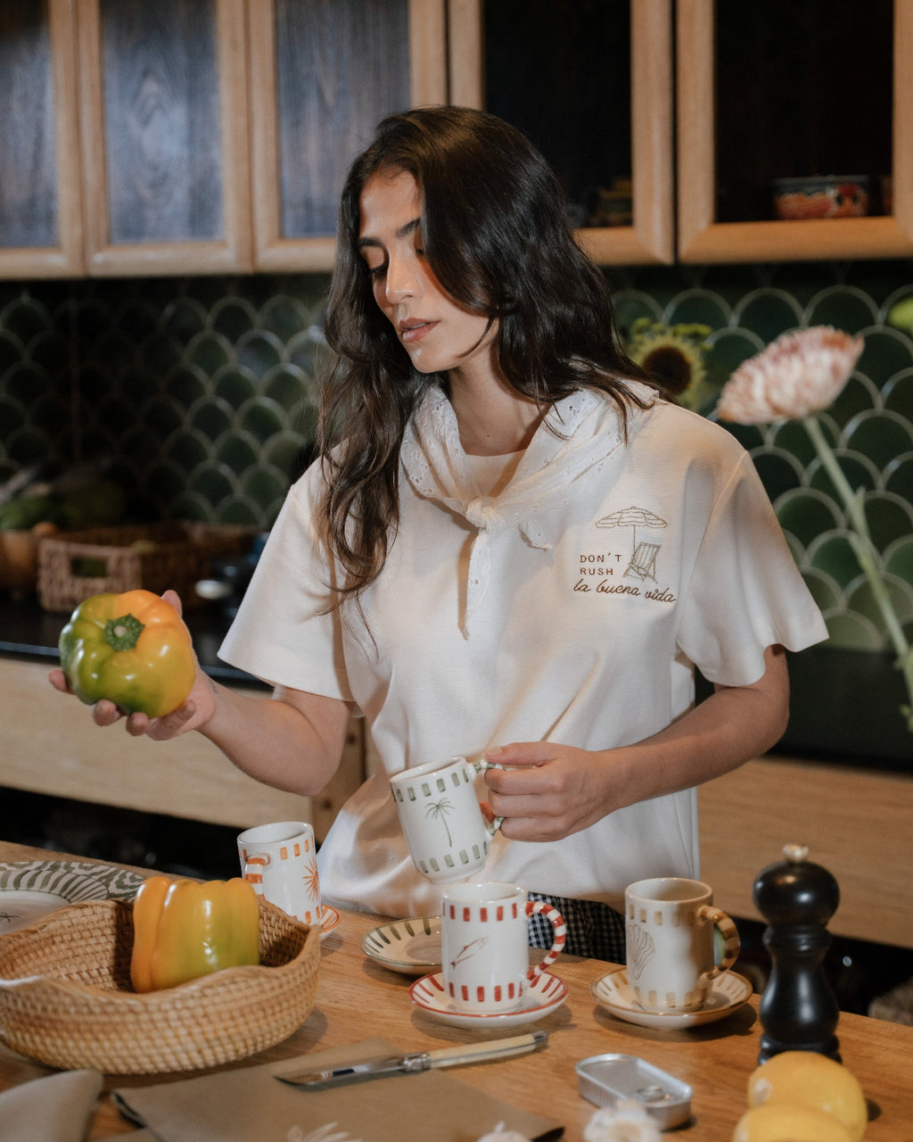 T-SHIRT - 'DON'T RUSH LA BUENA VIDA'